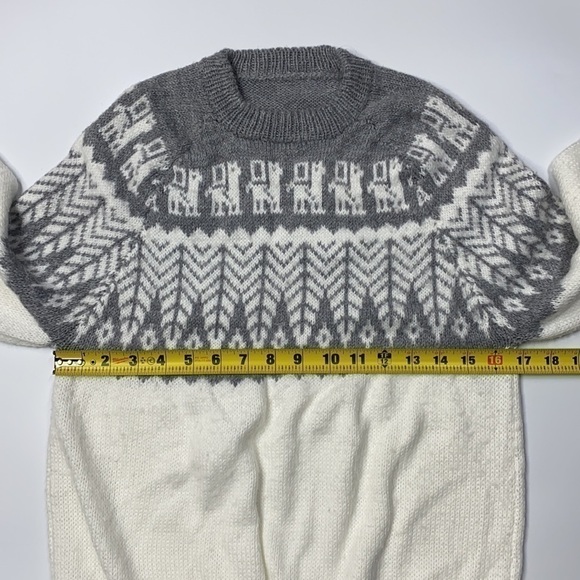 Alpaca Gray White Sweater Medium - Picture 4 of 7